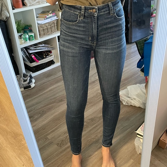 American eagle skinny jeans -size 0 short - Picture 4 of 5